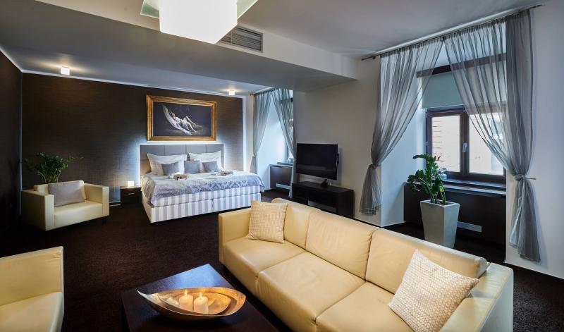 SAFFON SUITE DELUXE